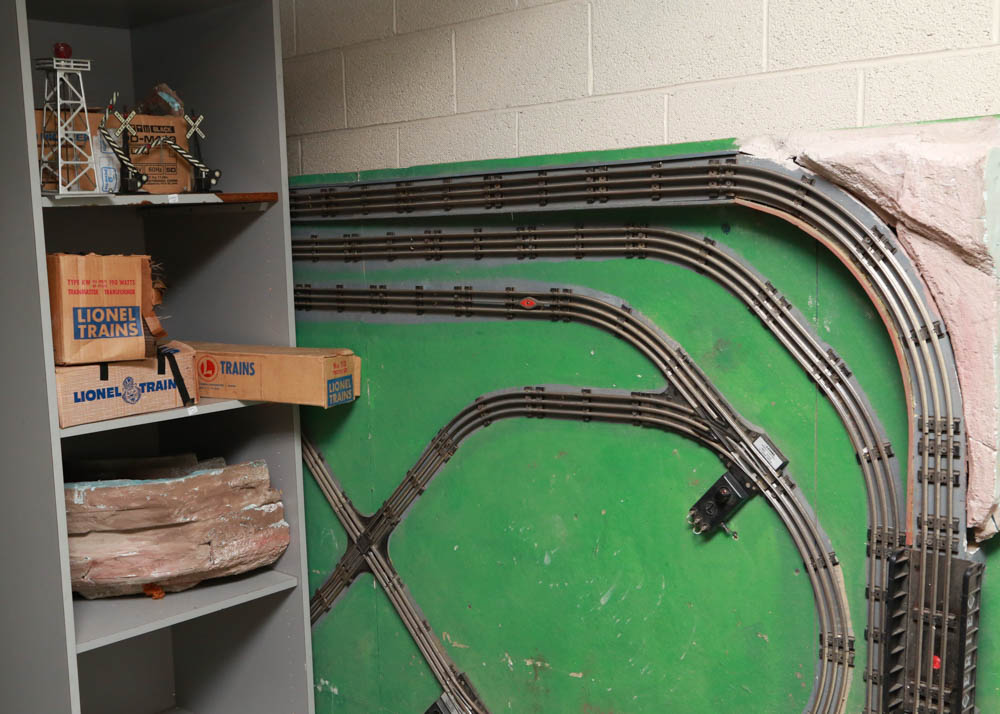 Large Train Table with Lionel Trains and Accessories EBTH